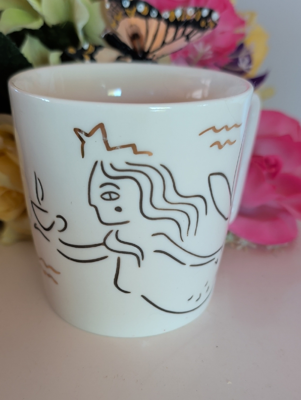 Starbucks White Mermaid, Coffee /Tea Mug with Gold Line Art.🌟🌟🌟
